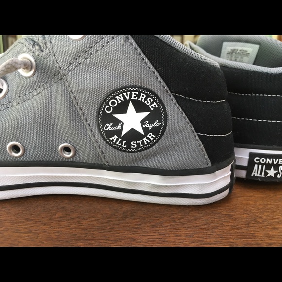 Converse All Stars/ sz3 Junior- near perfect shape/clean sneakers! - Picture 3 of 5